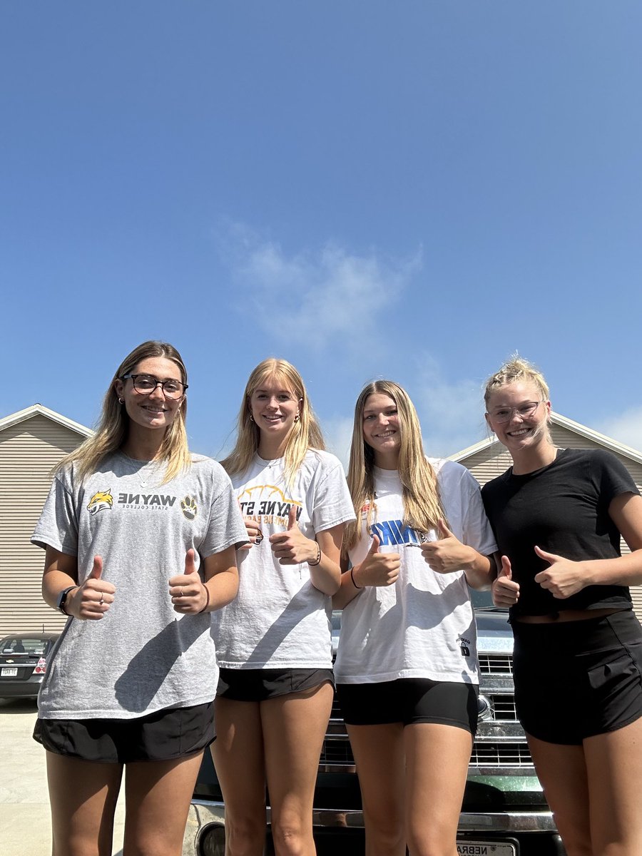 WayneStateWBB's tweet photo. So excited to have everyone back on campus! First day of classes ✅📚🤩 https://t.co/wVC85xe2BP