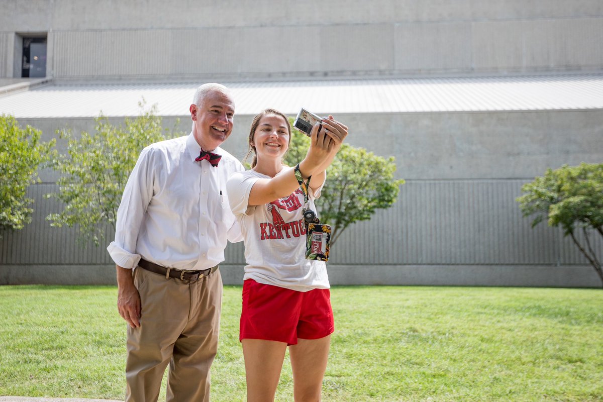 caboni's tweet photo. It's a great day to be a Hilltopper!
Love joining our #WKUFamily in supporting Hilltoppers with directions around campus, refreshments, and encouragement on the first day of class.
#WKU #WKUFirstDay https://t.co/hnY2TPKzWR