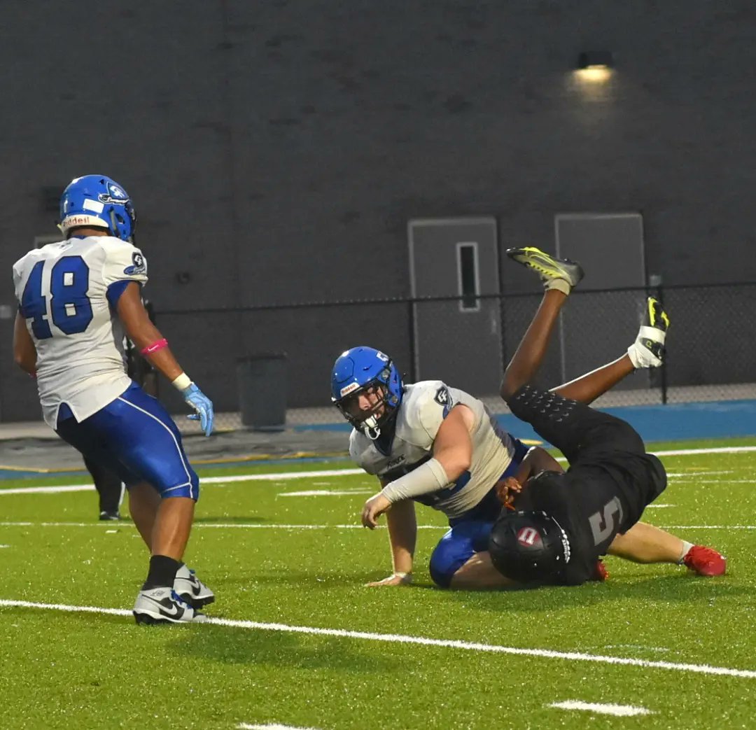 Buddythe_self's tweet photo. 51-0 we just getting started 😤 @georgiaforcefb  @coachmorrison58 @CoachWilson41 @wade_combee @LittleHiggs_ @RandallFanning1 @EArnasalam @QuinnAvello @TheWhiteheadWay @H_Gray94 @COACHMO54 @NwGaFootball https://t.co/BcOtPoNVZD