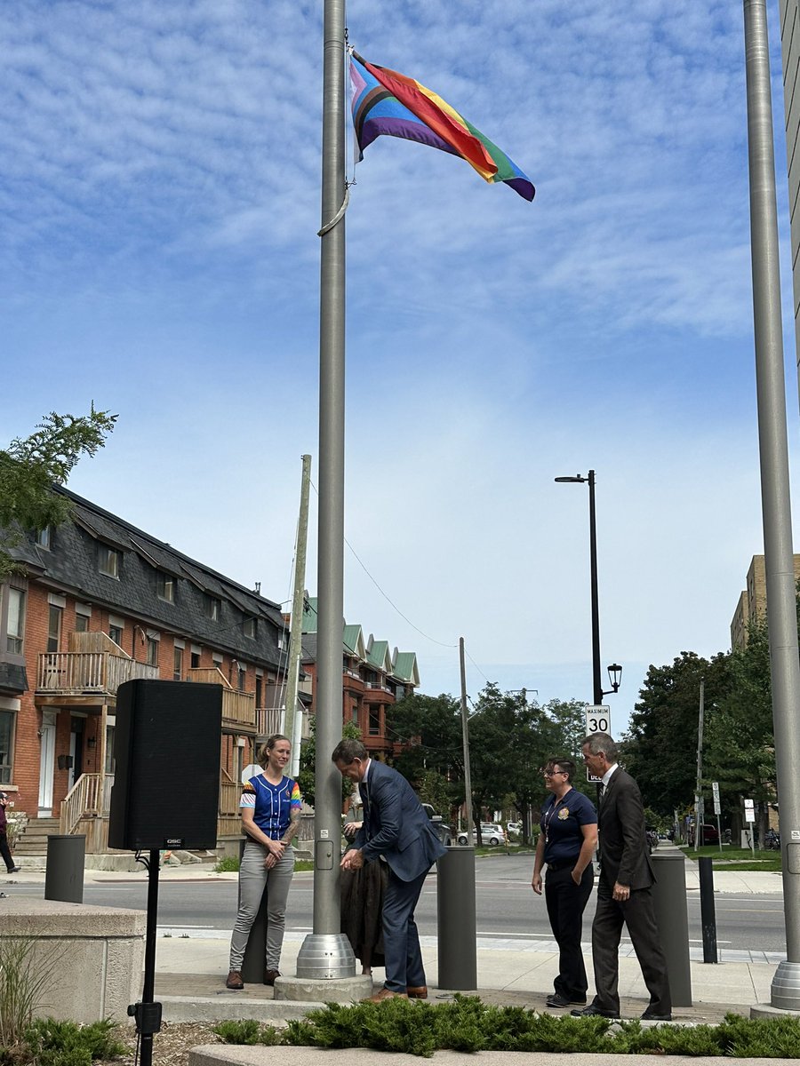 Happy Pride, Ottawa! 🏳️‍🌈

Today Chief Stubbs, PSB Chair <a href="/GailYentaBeck/">Dr. Gail Beck</a>, Mayor <a href="/MarkSutcliffe/">Mark Sutcliffe</a> and members of the <a href="/OttawaPolice/">Ottawa Police</a> proudly raised the Pride Flag at our Elgin station to mark the start of #PrideWeek in Ottawa.  

We look forward to this week’s celebrations! 

#GetProud