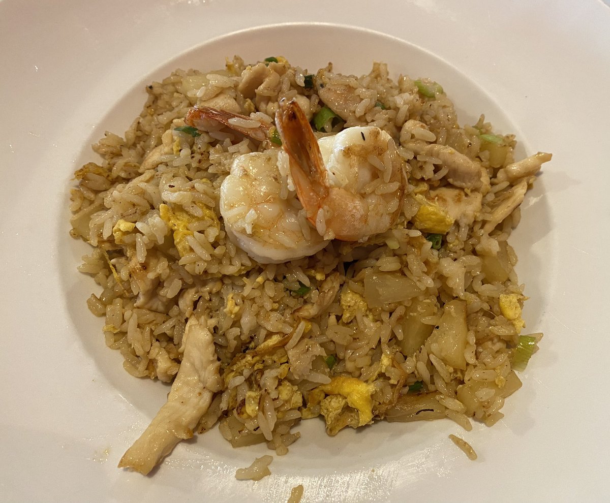 davidfholt's tweet photo. Lunch with @dg_smalling at @ThaihouseOKC in @Uptown23rd… https://t.co/5o8ygvK1dE