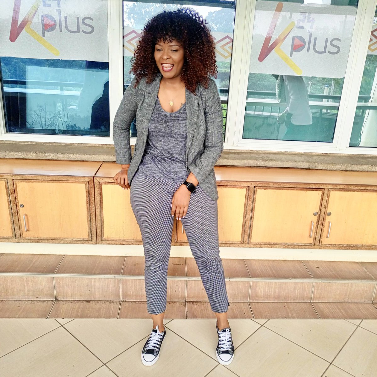 #pepetaiwake ..... #milelefm 
#anita