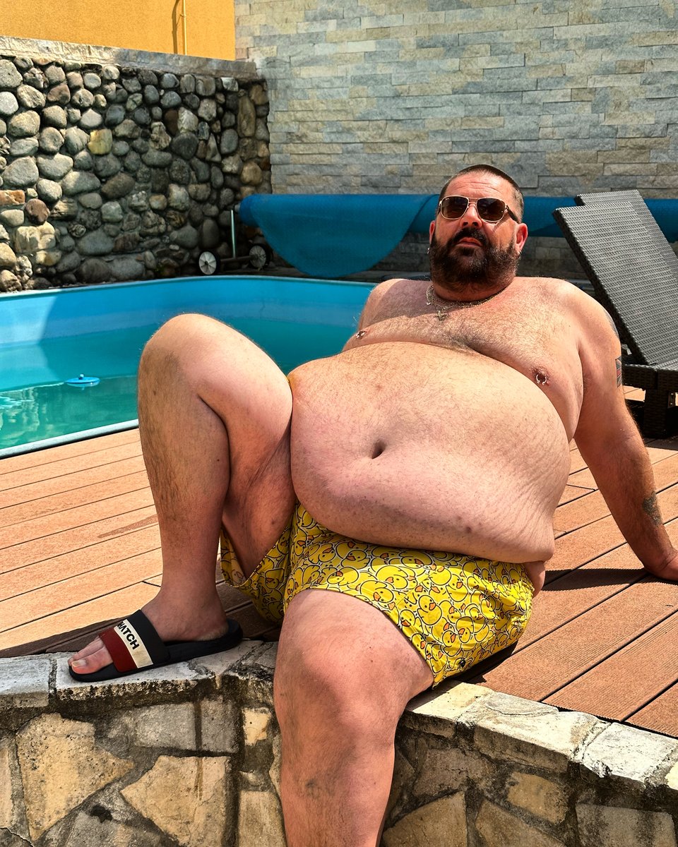 ukbigchub's tweet photo. Checkout and follow me 👉@ukbigchub
.
.
.
🐻😍.👉https://t.co/vNsc0AS85L 👈https://t.co/PBSEWhVb44 #fuzzgruff #gaydude #gayscruff #gaygym #gayhot #musclegay #instabear #gaycub #gayfit #hairyman #chubporn https://t.co/4T99RYGPmq