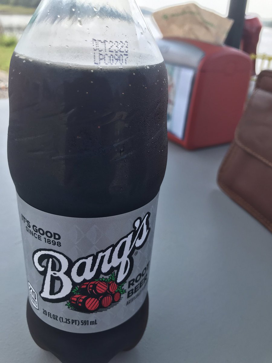 ToddBuell's tweet photo. Had one of these for the first time in I donβt know how many years today. #usavacation https://t.co/uiW5eHXVKa