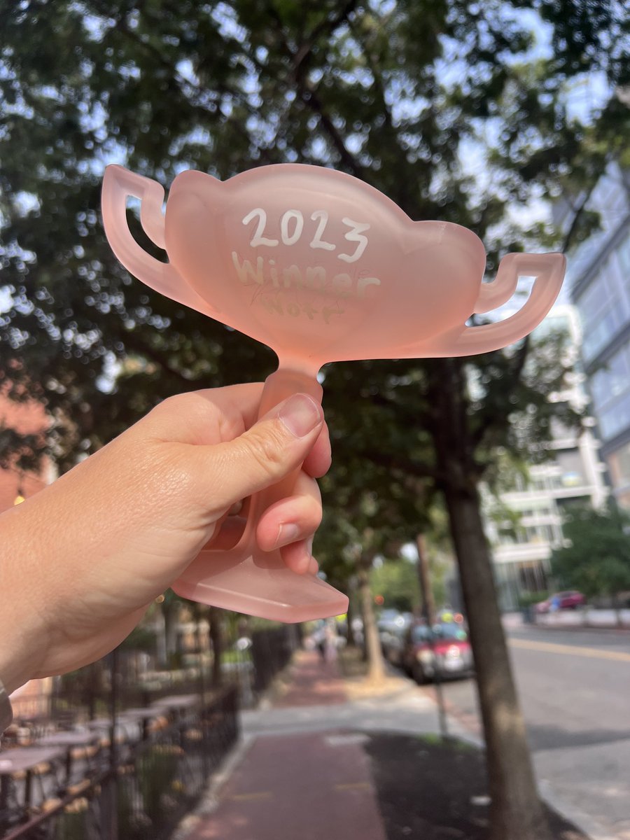 janejanedc's tweet photo. Congratulations to #PopFizzBar for winning this year’s @DCWarOfTheRoses ! We just made donations totaling $675 as a result of this fun and charitable competition! @MaxwellParkDC https://t.co/MYqIXAPtdJ