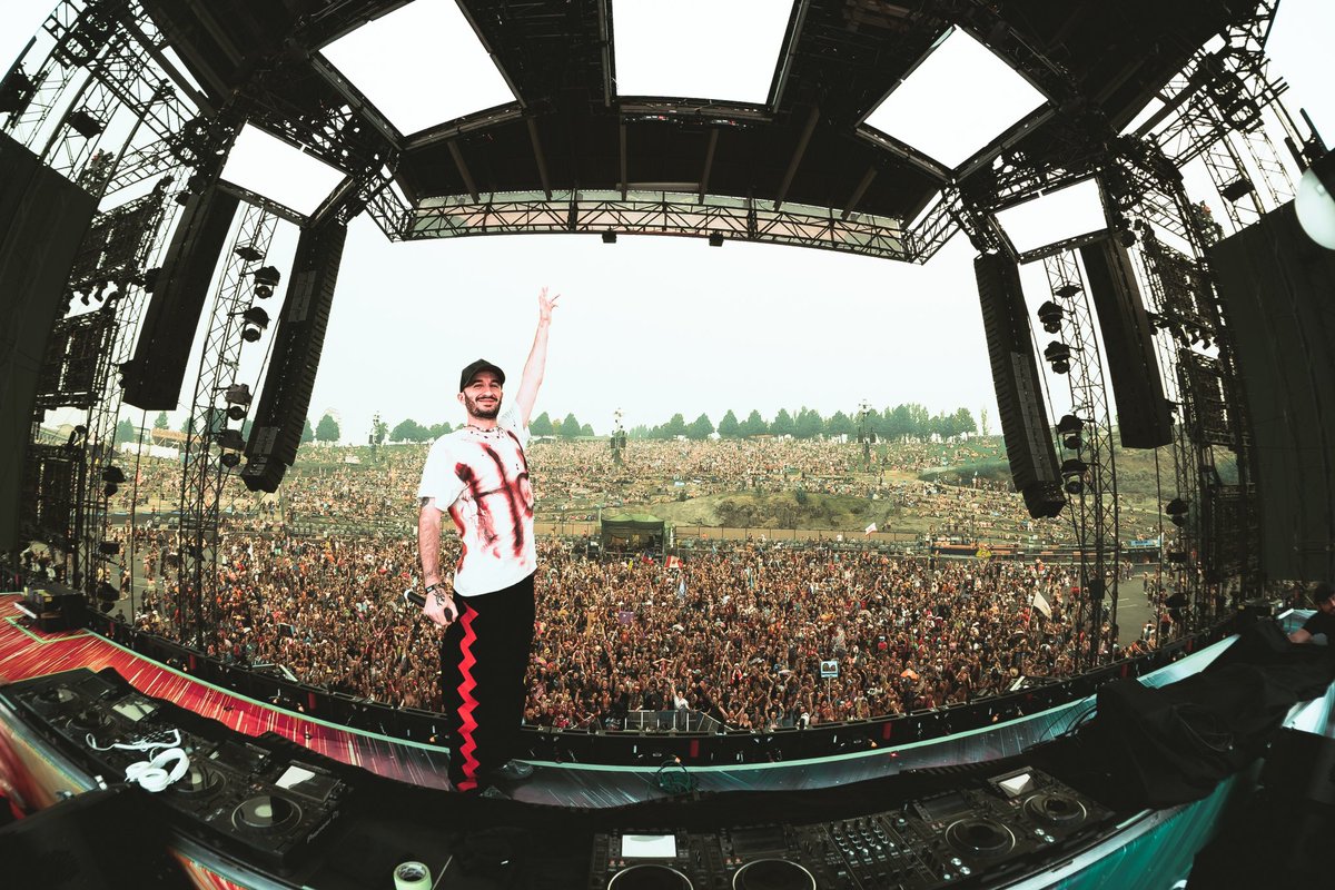 holdubz's tweet photo. BASS CANYON WAS MADNESS https://t.co/xHBKmqE0MJ