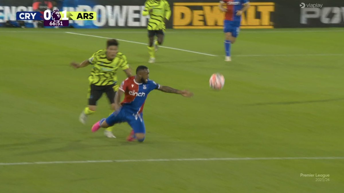 Has the Referee or VAR made a poor decision? tweet media