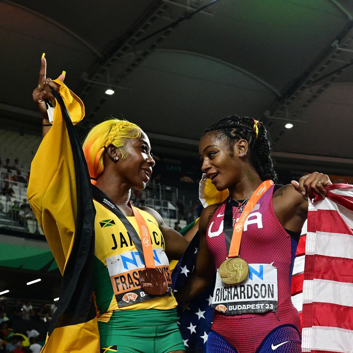 Sha’Carri and Mommy Rocket 🫶

📸 <a href="/WorldAthletics/">World Athletics</a>