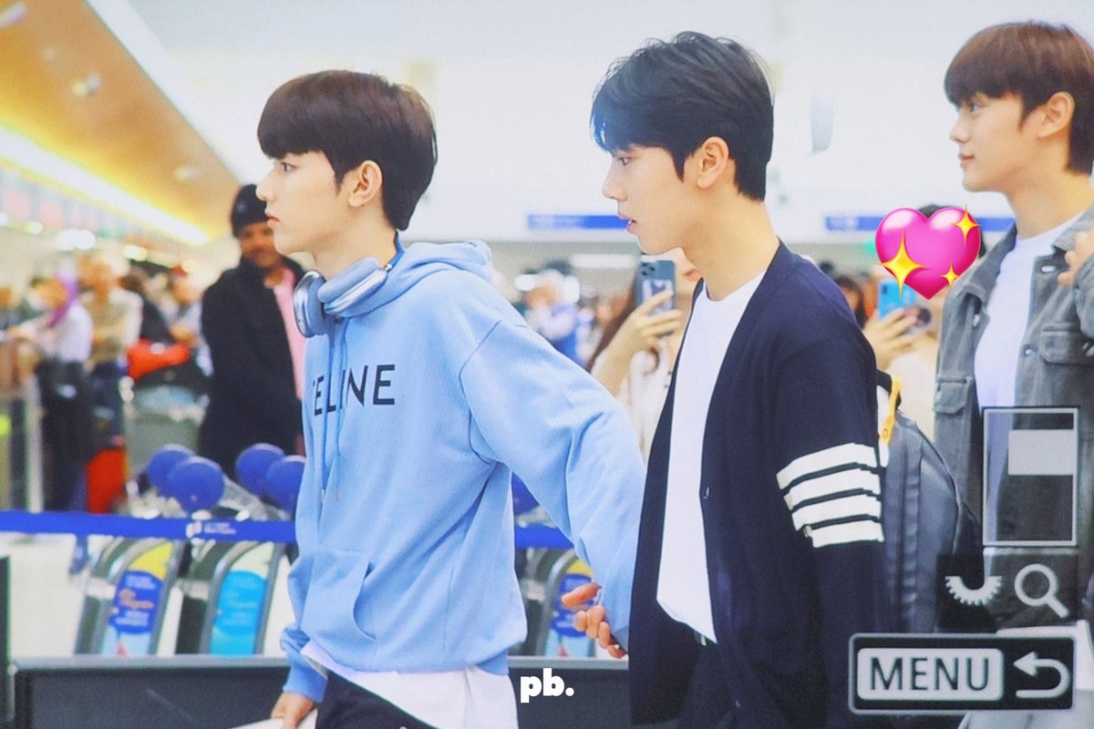 olnamsiw's tweet photo. 230821 🍀
#장하오 #ZHANGHAO #章昊 #ZEROBASEONE #제로베이스원 #ZB1 https://t.co/4gF9ThASGb