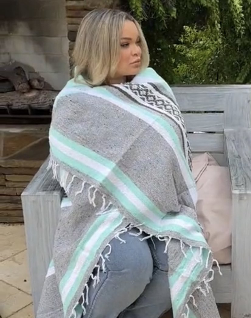 PopBase's tweet image. Trisha Paytas recreates viral Selena Gomez meme.