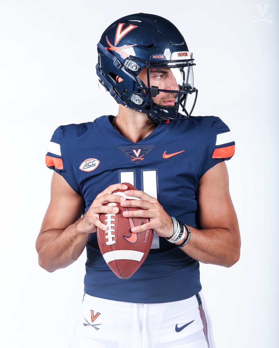 VirginiaSports's tweet photo. QB 1️⃣

🔶⚔️🔷#GoHoos https://t.co/LaFpKRHTcN