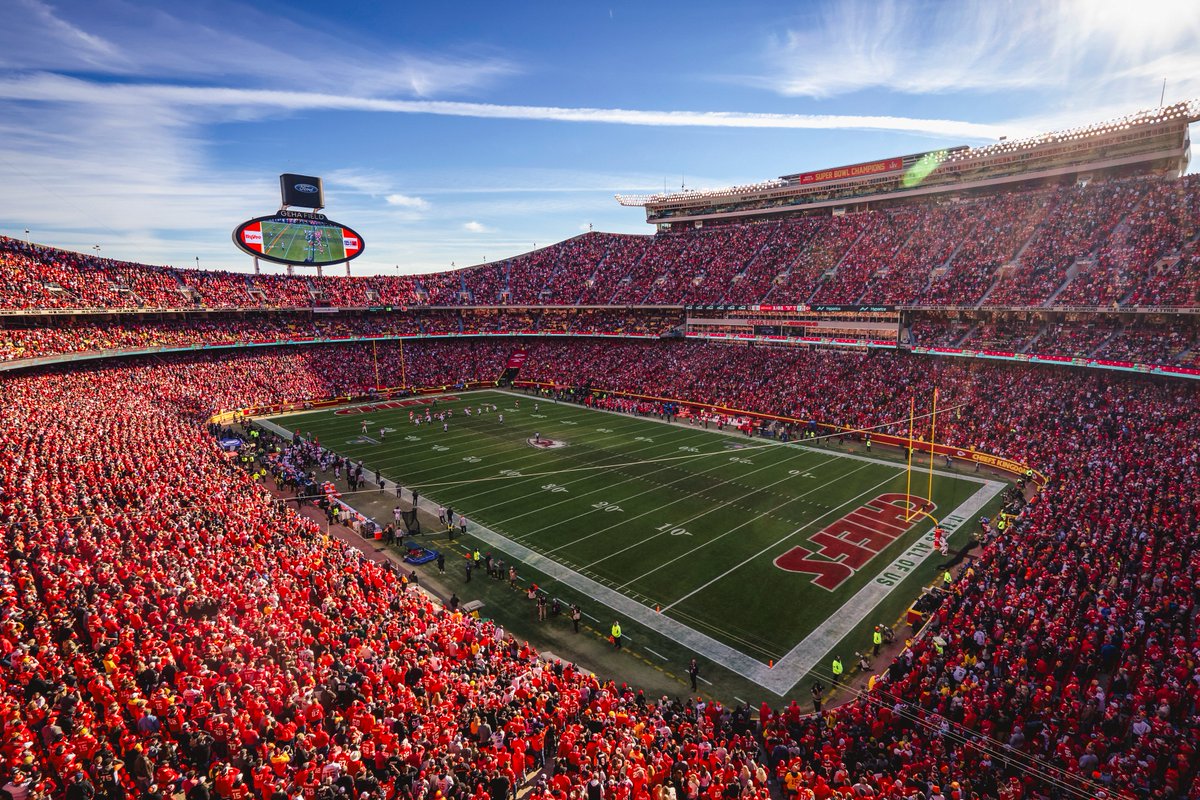 Chiefs's tweet photo. It's been too long, Chiefs Kingdom.

See y'all this weekend ⏳ https://t.co/sQpaWvvAXQ