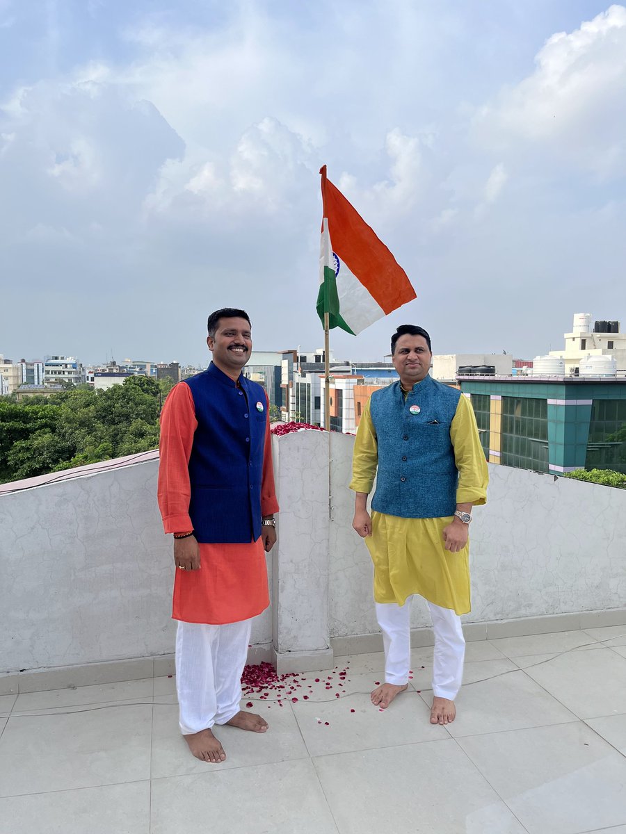 MohmadShabbir's tweet photo. Taking a moment to greet you all, a day filled with laughter, love and cherished moments as we celebrate Independence day at our office.
#independenceday2023, #lifescienceintellipedia,#team #freedom, #soldiers #martyrs https://t.co/cH3BNa4X1U