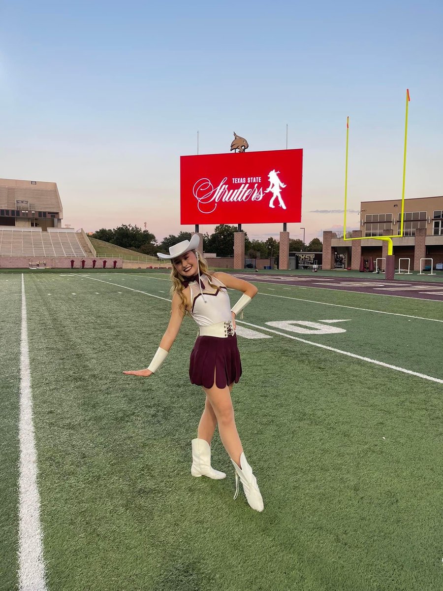 Lett_SRDs's tweet photo. The legacy of awesomeness continues for our SRD Alumni! They are doing great things kicking off their new chapter in college @anaarader @SaraBau01149806 @melissalewis @RHS_Eagles https://t.co/QZCvOstafd