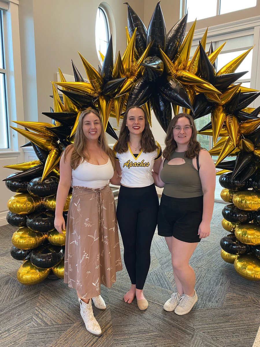 Lett_SRDs's tweet photo. The legacy of awesomeness continues for our SRD Alumni! They are doing great things kicking off their new chapter in college @anaarader @SaraBau01149806 @melissalewis @RHS_Eagles https://t.co/QZCvOstafd