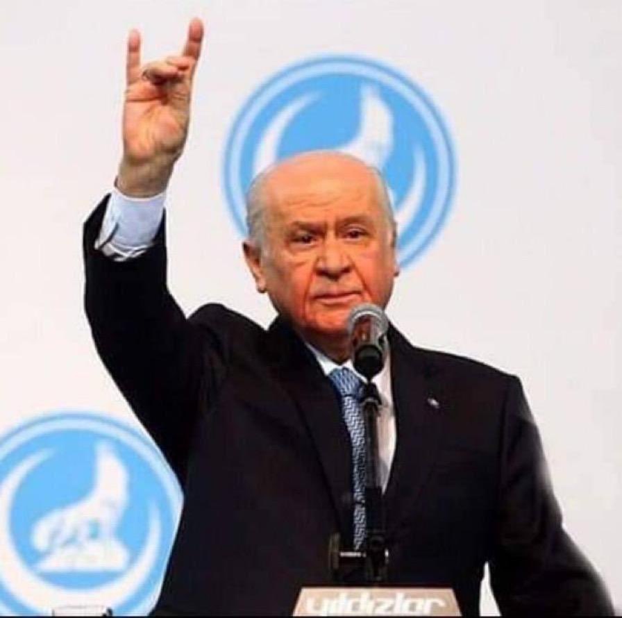 Verdiğiniz mücadelenin içine değil, dışına bakarlar. Başına değil, sonuna yetişirler. Seferi değil, zaferi önemserler. Dağdaki yokuşu görmezler de tepeye göz dikerler. Bir tek Allah bilir düşe kalka çıktığınız yokuşları. O yüzden vicdanınız rahatsa gerisinin pek önemi yok.