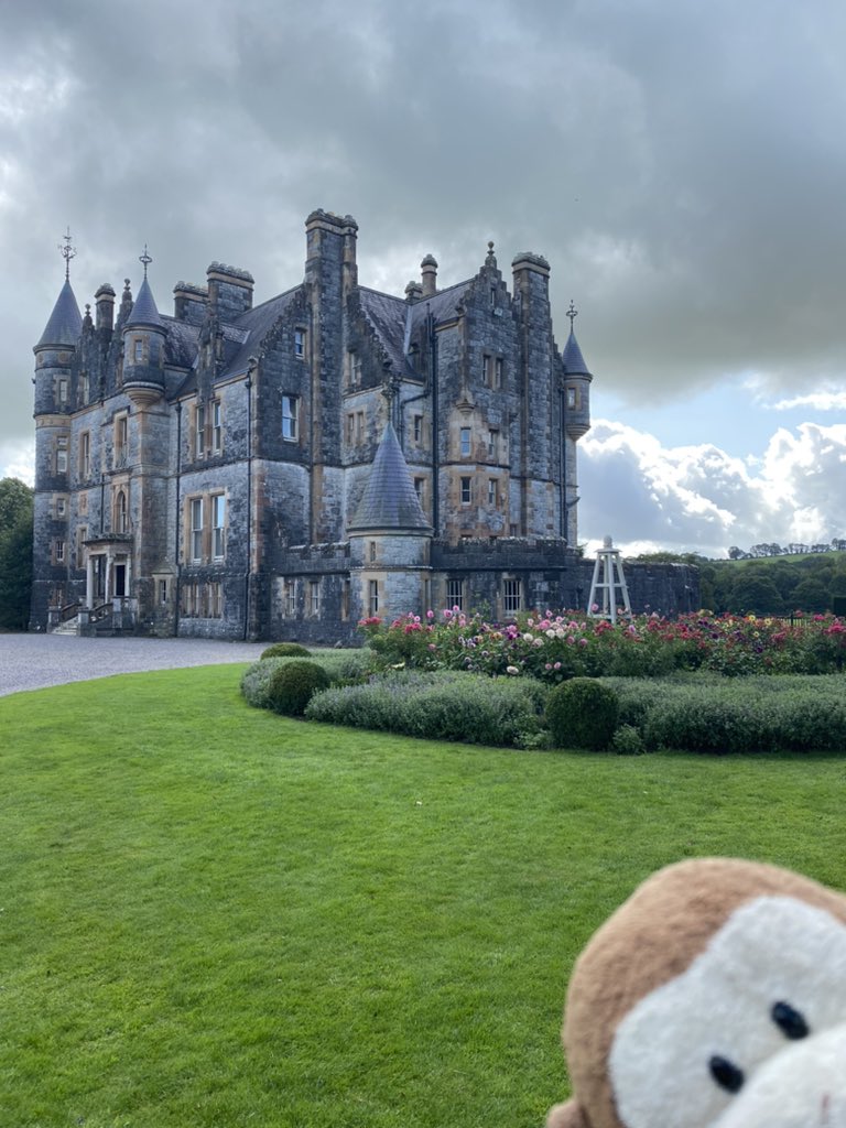 GpSmnky's tweet photo. @Blarney_Castle was todays adventure on the way to #Portmagee Tomorrow I hope to find some #Jedi https://t.co/uwZD1kZ48w