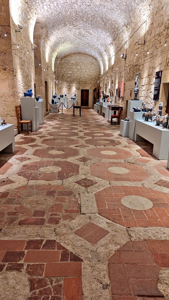 Itineratur tweet media