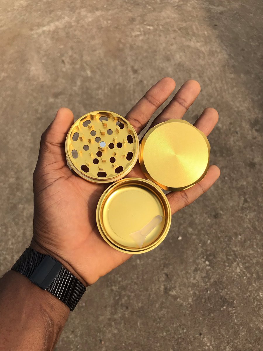 Smoke Store NG tweet media