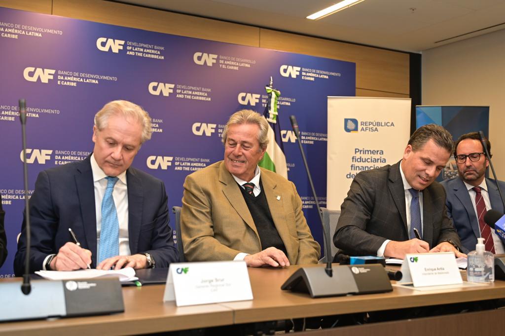 El día de hoy se suscribió un acuerdo para el "Financiamiento a largo plazo para el Programa de Realojo del Asentamiento Kennedy” gracias a la estructuración conjunta entre el Banco República, República AFISA y CAF (Banco de Desarrollo de América Latina y el Caribe).

Para el