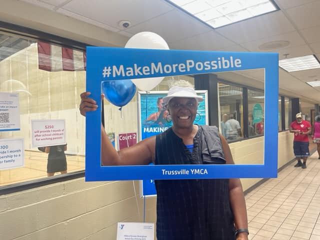 BirminghamYMCA's tweet image. Get in the picture and give today! ymcabham.org/give #MakeMorePossible #AnnualDayofGiving. 🖼️📸