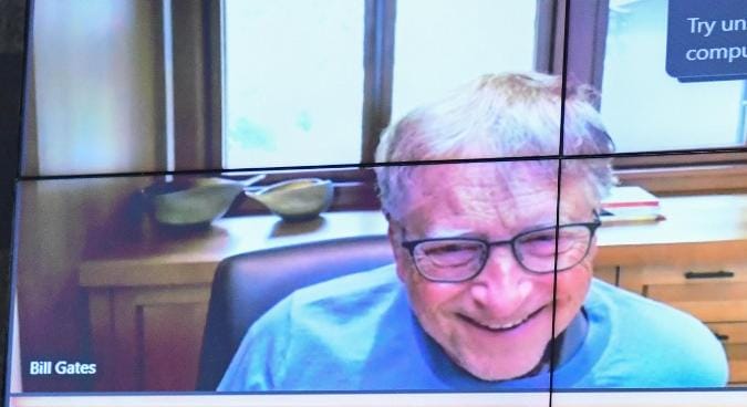 WilliamsRuto's tweet photo. We laud the Bill and Melinda Gates Foundation for its role in transforming lives in Kenya. We undertake to work together in tackling the climate change crisis for the prosperity of all.

Held a virtual meeting with the Chairman of the @gatesfoundation, @BillGates. https://t.co/JxISCFdSHg