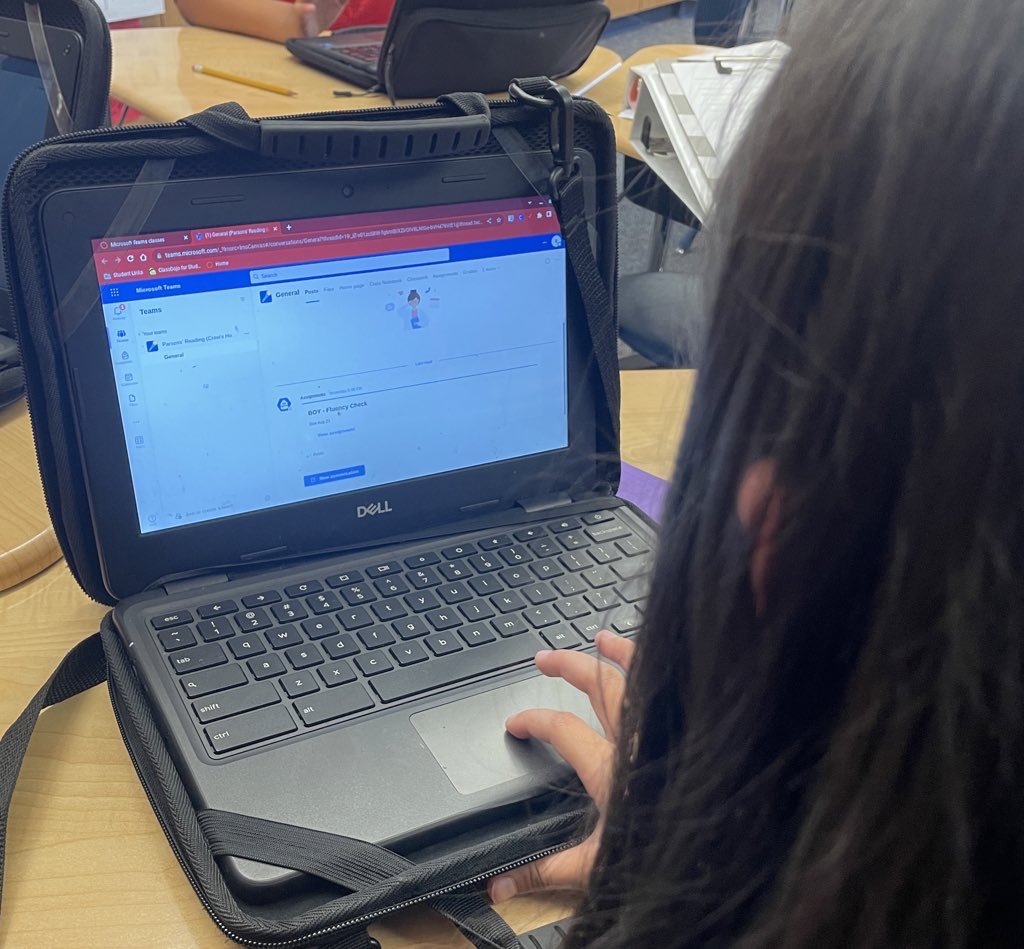 InnovateCISD's tweet photo. Check out @Cool_teacher_ 5th grade readers today! 🙌🏻

✅ practice reading fluency
✅ instant practice post-reading 
✅ track student growth 

#MicrosoftReadingProgress for the win!
#CEroars #CISDleadingtheway https://t.co/Y3BDnHDqrN