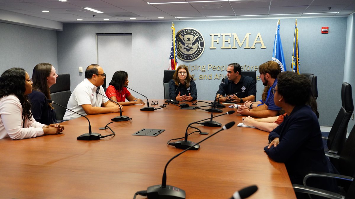fema's tweet photo. Ongoing response &amp; recovery efforts for #MauiFires and #Hilary are immensely strengthened by our collaboration with @NationalVOAD partners.

We're thankful for @RedCross, @SalvationArmyUS, @TeamRubicon, and so many others who lean in to help people in their greatest time of need. https://t.co/tBwZuAQ2iB