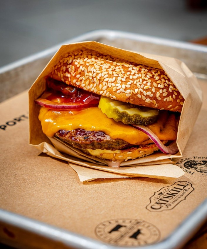 GWMarket's tweet photo. Today is a good day for a @CreamlineNYC burger! https://t.co/xJRbZtMHGJ