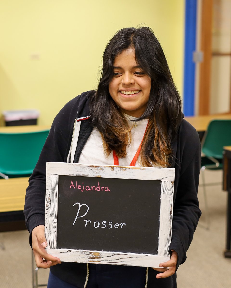 MidtownMetro's tweet photo. It's back to school! Did you know...nearly 100% of Midtown &amp; Metro students go on to attend College Prep high school thanks, in large part, to our programs, which include tutoring, test prep, application support, and career and exploration.
#chicagononprofit #backtoschool https://t.co/AVe2ZsWad5