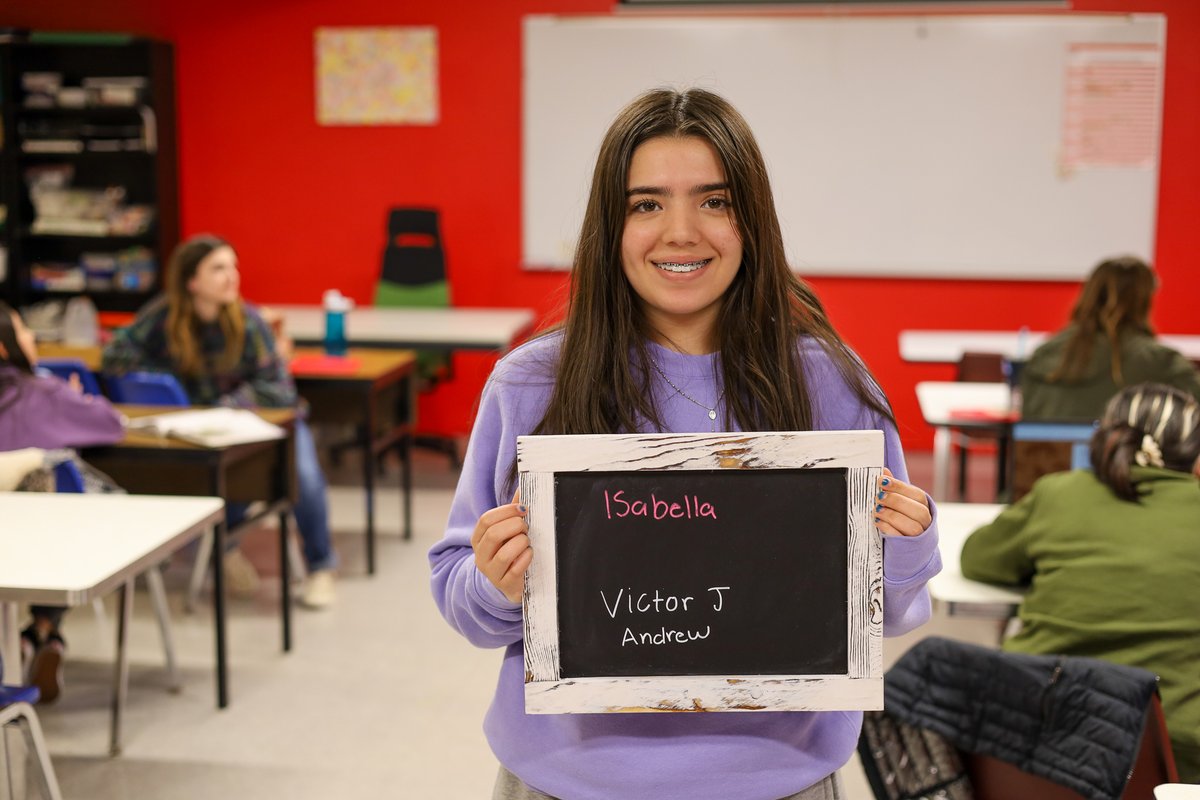 MidtownMetro's tweet photo. It's back to school! Did you know...nearly 100% of Midtown &amp; Metro students go on to attend College Prep high school thanks, in large part, to our programs, which include tutoring, test prep, application support, and career and exploration.
#chicagononprofit #backtoschool https://t.co/AVe2ZsWad5