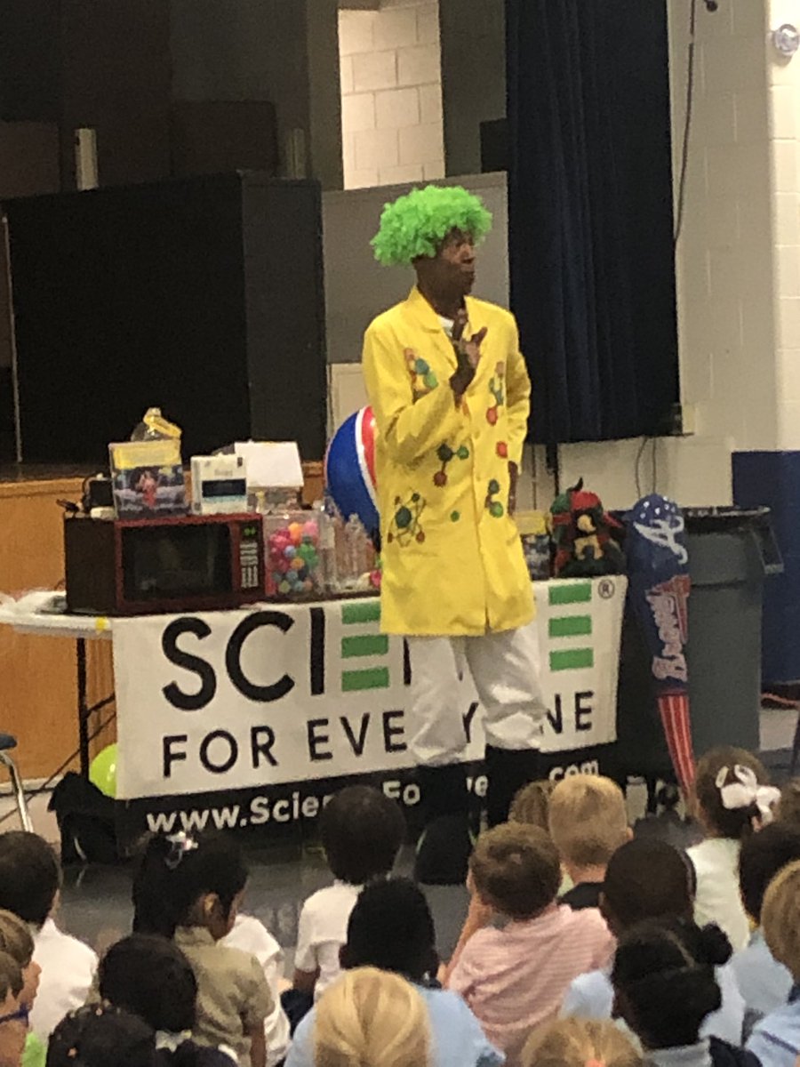 Fun time had by all watching @Science4Every1 The excitement for The Science Machine was so contagious. @principalSDE @Ms_WalkerSDE @FultonCoSchools @spaldingdrive