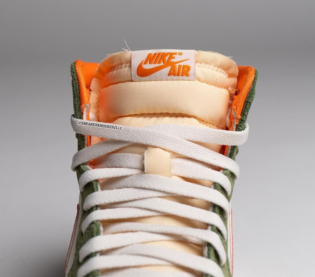 JustFreshKicks's tweet photo. New photos of the Air Jordan 1 Retro High OG "Celadon" 🍊🌳 https://t.co/HkltLgriXF https://t.co/NEkq6conG8