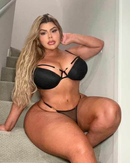 I wanna give you something 🎁  https://t.co/uPlraYBnq4 https://t.co/FXNTvYc8a3