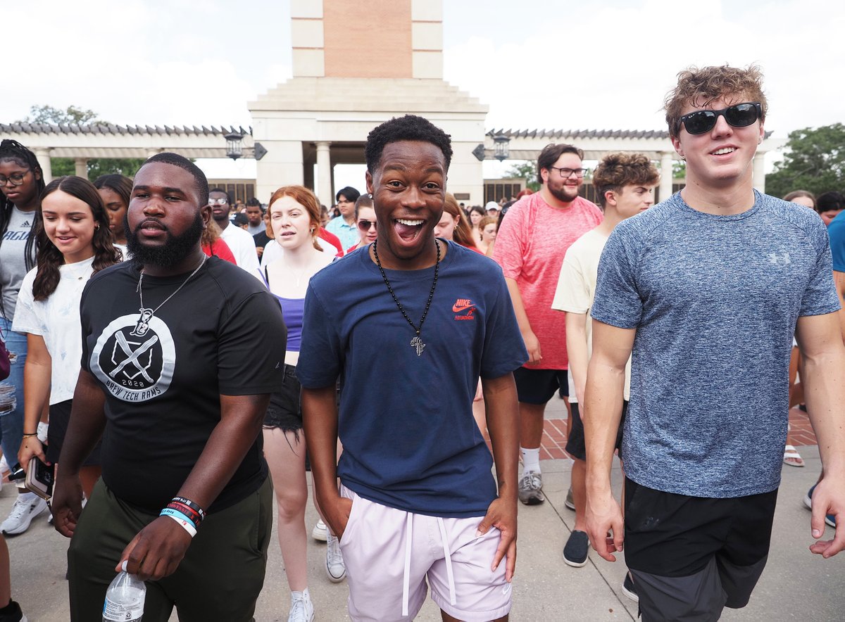 We kicked off a new academic year and welcomed first-year students at Convocation. Classes begin tomorrow; who's excited?! 🐆