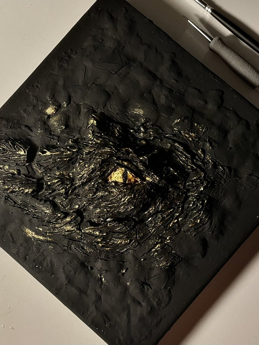 Eye of the Darkness🖤🪄
#ClayArt clay on canvas🎨