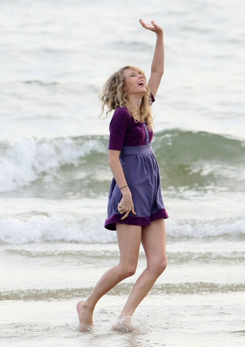 Bcadds's tweet photo. @tessmhanson February 9th. 
She’s my spirit animal. https://t.co/wRRnkXWNhl