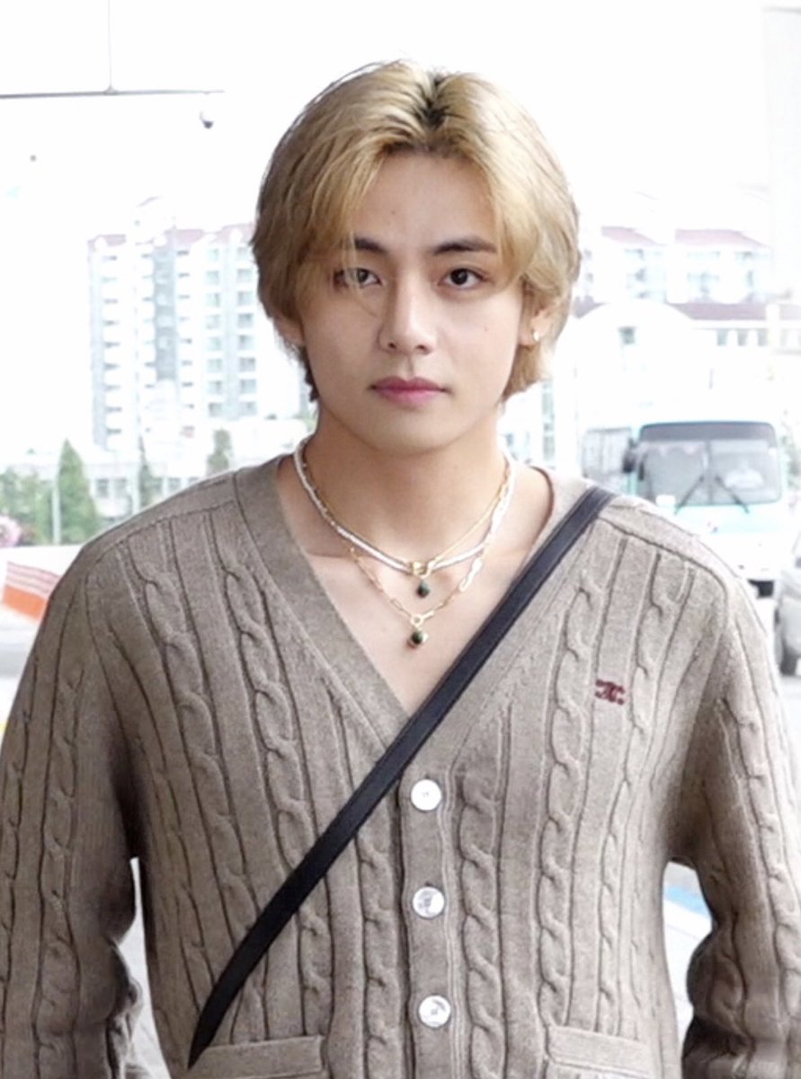 vanteficient's tweet photo. KIM TAEHYUNG!!?!?? https://t.co/zrqStZYFwV