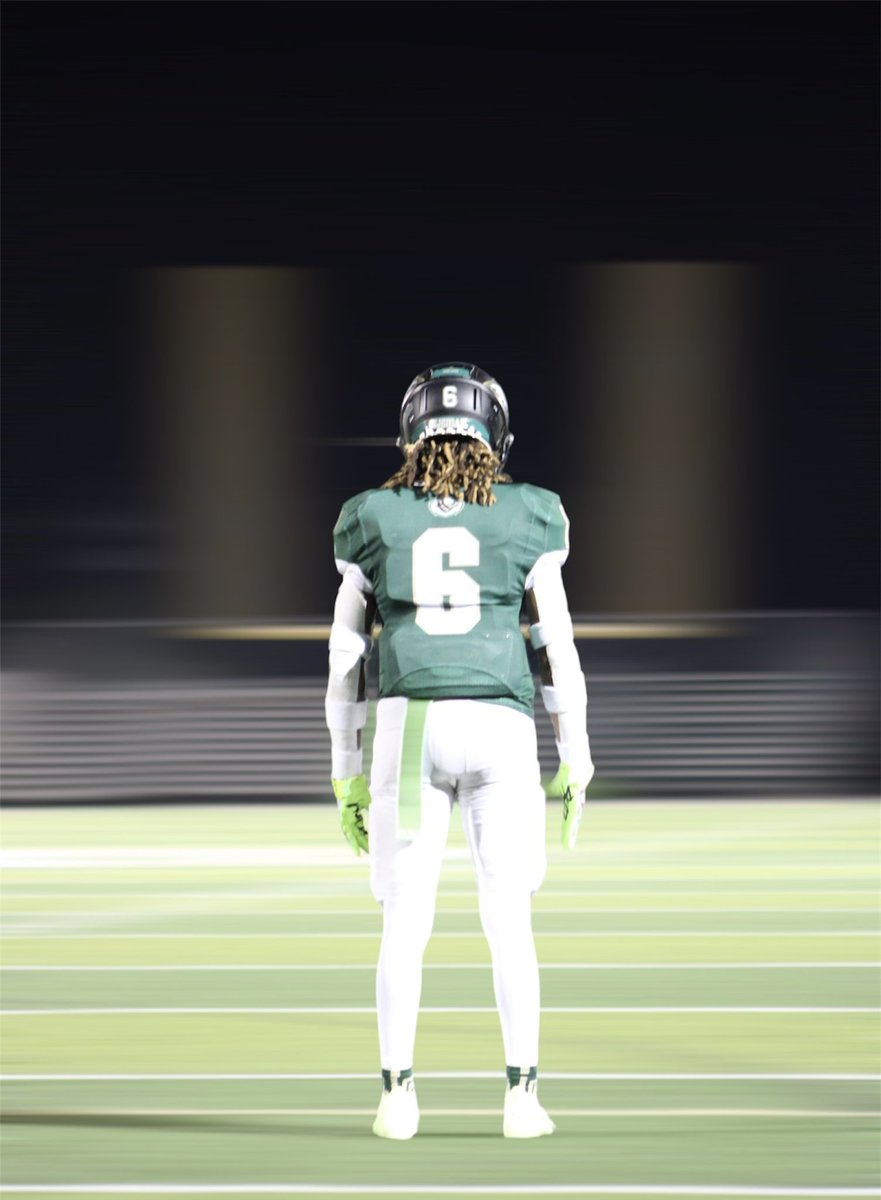 Vantae330's tweet photo. WEEK 1 😤😤 @coach_garciaGO @GOEagleFootball @LishaG191 @OhioPrepsRivals @PrepRedzone @NEOZoneHS @nxtgencertified @OhioNEBigSchool @OHSFBMedia @AllenTrieu @StarkCounty_OH @StarkMediaTeam https://t.co/HcVAzYc1Ns