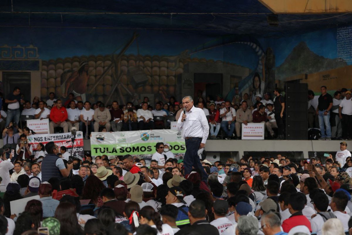 adan_augusto's tweet photo. En nuestra segunda asamblea de la jornada, Tula de Allende, Hidalgo, nos recibió con una cálida y conmovedora bienvenida.

La solidaridad y apoyo que hemos recibido de nuestras hermanas y hermanos del movimiento, a lo largo de este proceso histórico, ha sido impresionante.

Hoy más que nunca debemos tenerlo presente: con el pueblo todo, sin el pueblo nada.