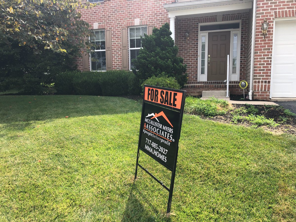 MikeGorsegner's tweet photo. Inventory is low and interest rates are high for interested home buyers. Although one of the reasons for a low inventory surprised me but makes total sense. @AdamM2cees from McCallister Myers and Associates breaks down the state of the market tonight on @CBS21NEWS at 5:30 pm. https://t.co/tgO5zv57Y9