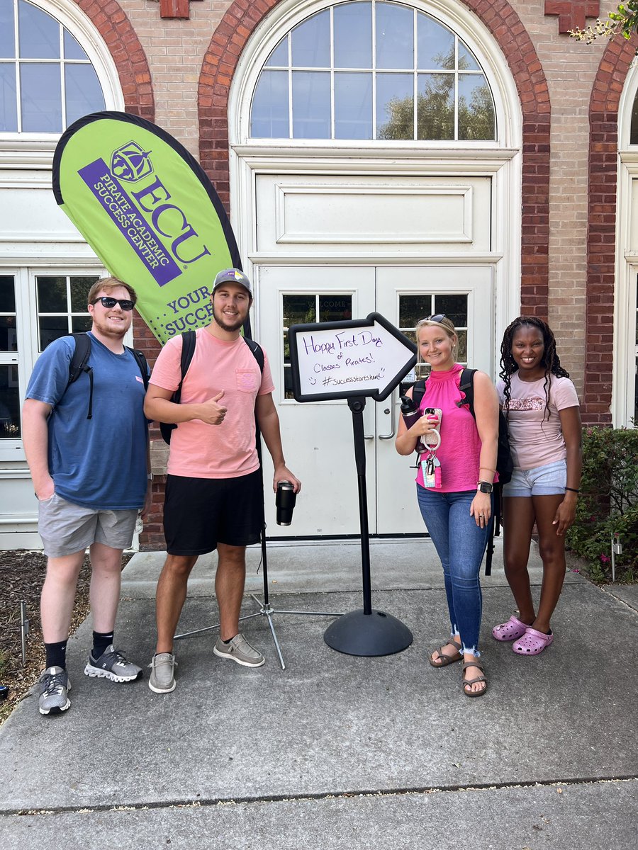 ECU_PASC's tweet photo. Happy first day of class from the Pirate Academic Success Center!#SuccessStartsHere https://t.co/p1yOPmEXoA