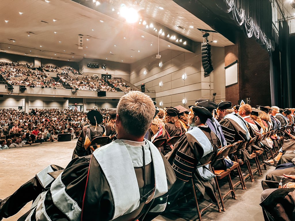 HardingULibrary's tweet photo. Today was a great day! #BacktoHarding https://t.co/tAoaIgt9VO