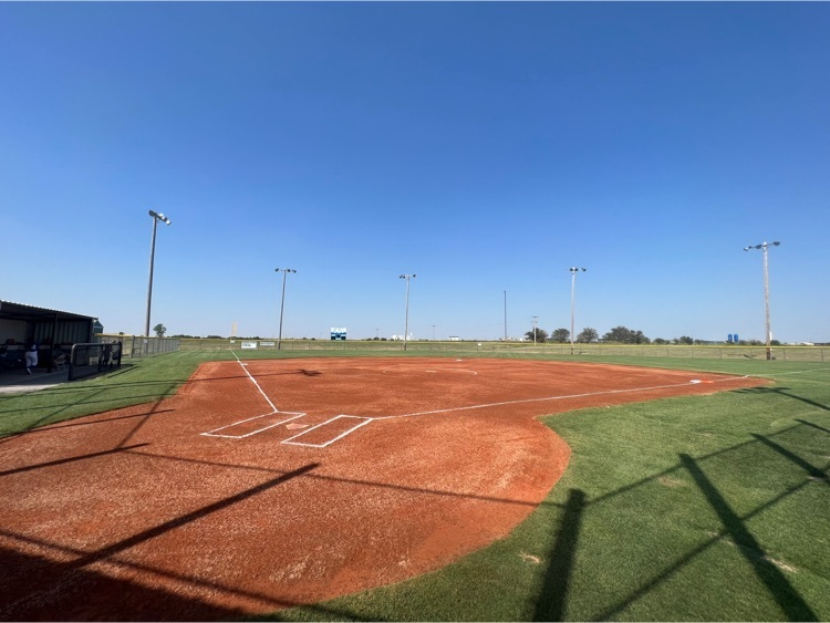 UC__Tigers's tweet photo. The field is prepped and ready to roll for tonight’s softball opening games. They begin @ 4:30. Thank you to Coach Hammons and faithful workers to have the field done for the team. #GOTOGERS! https://t.co/Cvt0aibvsp