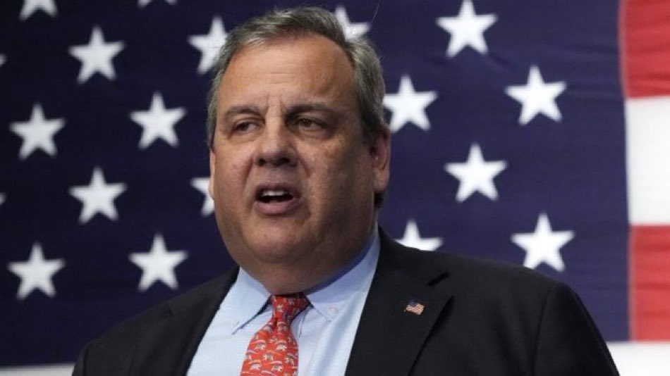 IanJaeger29's tweet photo. 🚨BREAKING: Chris Christie says he will win the Republican nomination. Do you agree? https://t.co/0pPpFok3xg