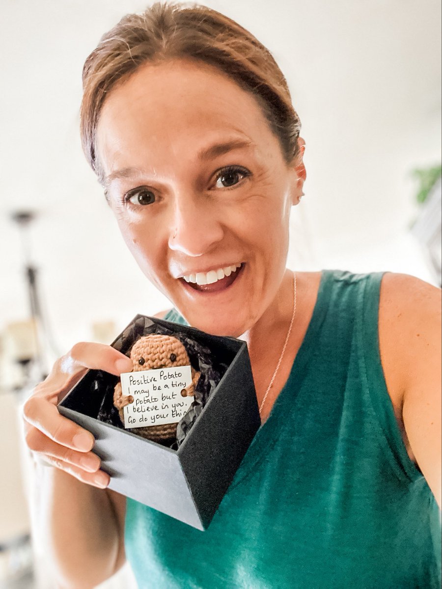 BeckyKeene's tweet photo. Oh my goodness @AJOBPickard !! My #PositivePotato arrived today and itβs adorable! π₯ It already holds a spot on my desk where it makes me smile. Encouragement is always welcome. Hugs to you!! #MIEExpert #MetatBETT https://t.co/qM9bRJmBbF