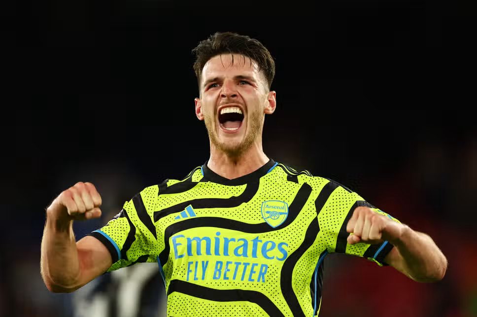 Following back EVERY #Arsenal fan who likes this photo and comments IFB following our win over Crystal Palace 🤝❤️