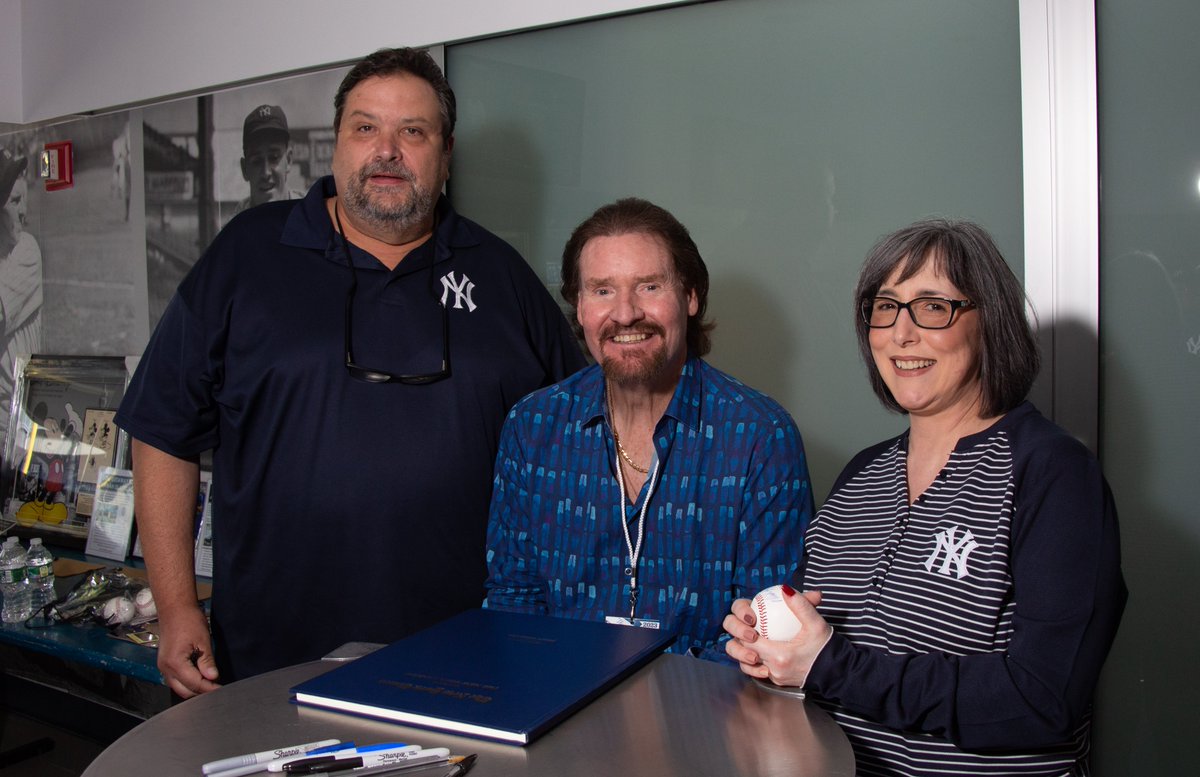 04RedVette's tweet image. Another incredible @MintPros event at the Stadium this weekend with Joe Girardi @ChickenMan3010 two first class gentlemen!