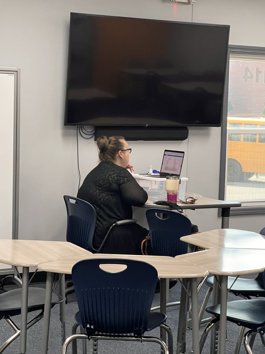 Teacher&StudentofEDU tweet media