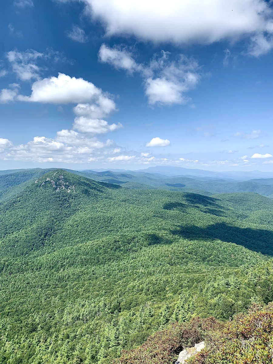 UnInHibbitted's tweet image. 35°53’25”N x 81°52’59”W | 
Table Rock (Linville Gorge) | 08/20/23 | 4.2 Miles | Elevation: 3,940 ft. | #TableRock #LinvilleGorge #PisgahNationalForest #NorthCarolina #Linville #Morganton #BlueRidge #BlueRidgeMountains